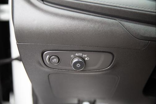 Summit White 2025 Buick Encore GX Preferred