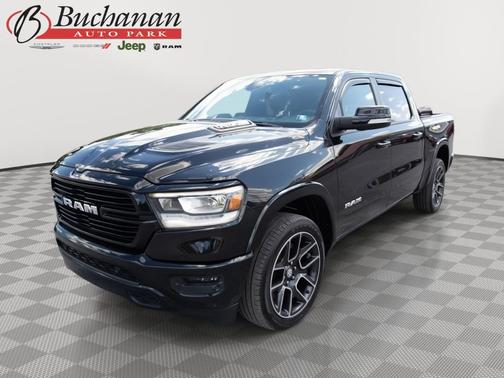 Diamond Black Crystal Pearlcoat 2020 RAM 1500 Laramie