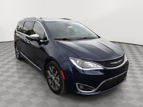 Jazz Blue Pearlcoat 2018 Chrysler Pacifica Limited