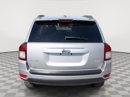 Billet Silver Metallic Clearcoat 2016 Jeep Compass Latitude