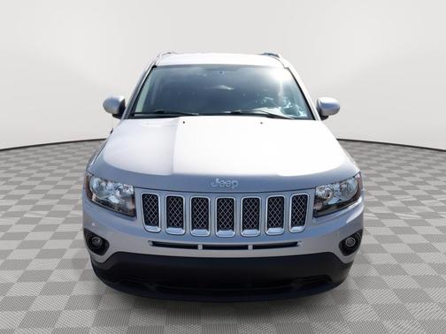 Billet Silver Metallic Clearcoat 2016 Jeep Compass Latitude