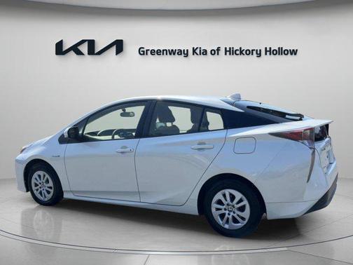 2016 Toyota Prius Two