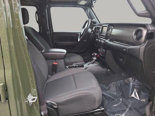 2022 Jeep Gladiator Sport S