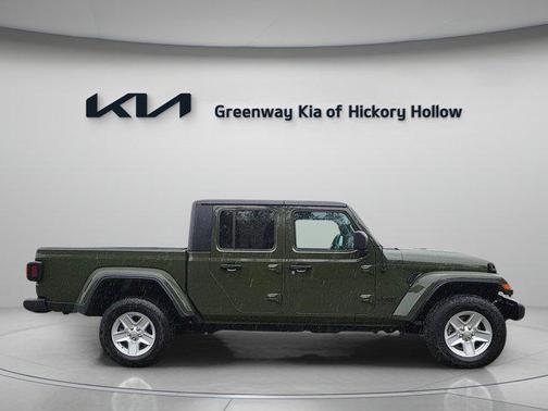 2022 Jeep Gladiator Sport S