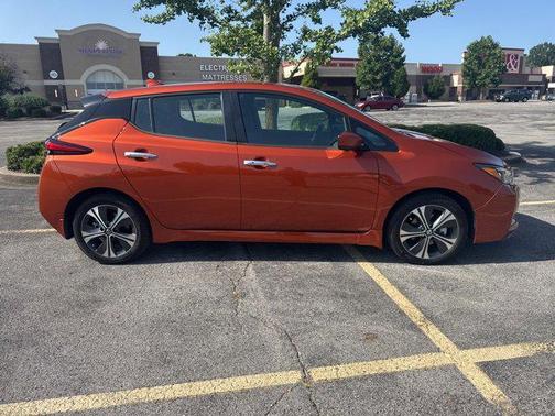 2022 Nissan Leaf SV PLUS 62 kWh
