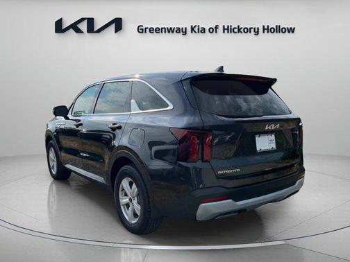 2025 Kia Sorento LX