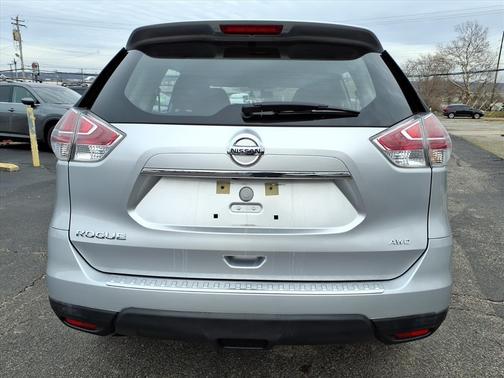 2015 Nissan Rogue S
