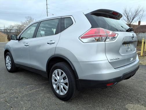 2015 Nissan Rogue S
