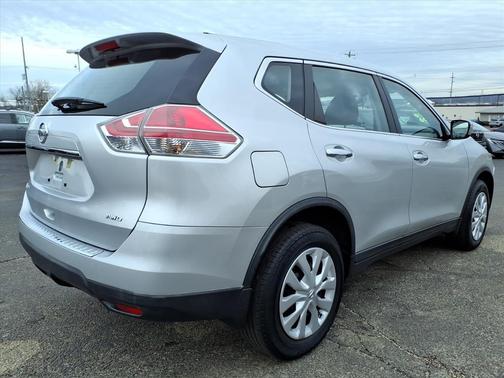 2015 Nissan Rogue S