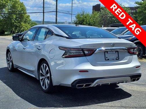 2022 Nissan Maxima Platinum