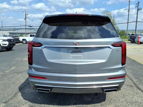 Silver Metallic 2024 Cadillac XT6 Premium Luxury FWD