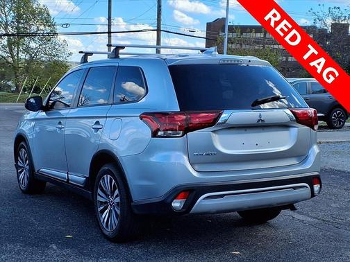 2020 Mitsubishi Outlander ES