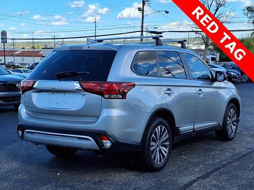 2020 Mitsubishi Outlander ES