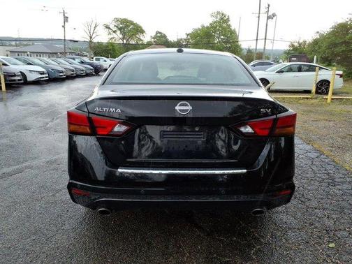 Black 2023 Nissan Altima 2.5 SV
