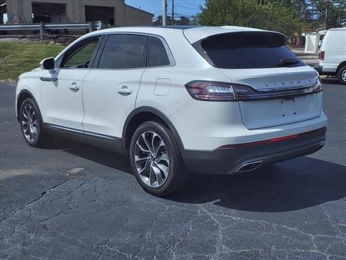 2021 Lincoln Nautilus Reserve