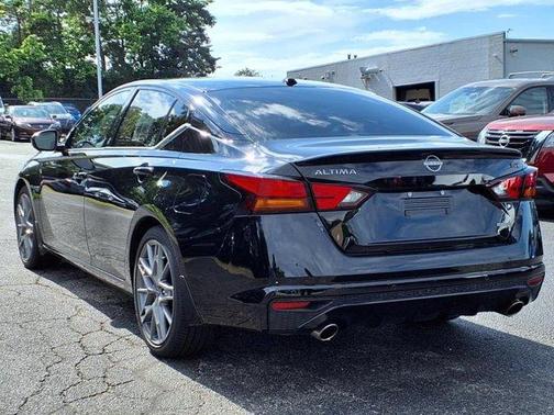 2024 Nissan Altima 2.0 SR