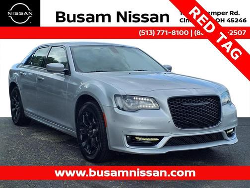 2023 Chrysler 300 Touring L