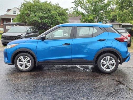 2024 Nissan Kicks S