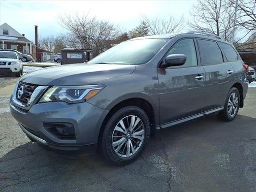 2019 Nissan Pathfinder S