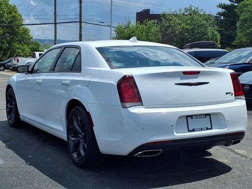 2023 Chrysler 300 S