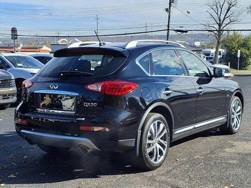 2017 INFINITI QX50 Base