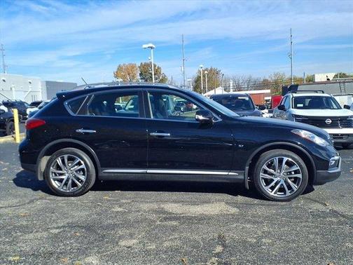 2017 INFINITI QX50 Base