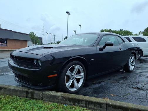 Pitch Black Clearcoat 2018 Dodge Challenger R/T