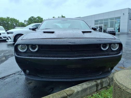 Pitch Black Clearcoat 2018 Dodge Challenger R/T