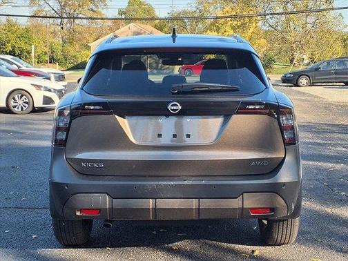 2026 Nissan Kicks SV