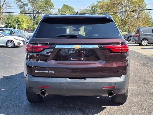 2022 Chevrolet Traverse LT Leather