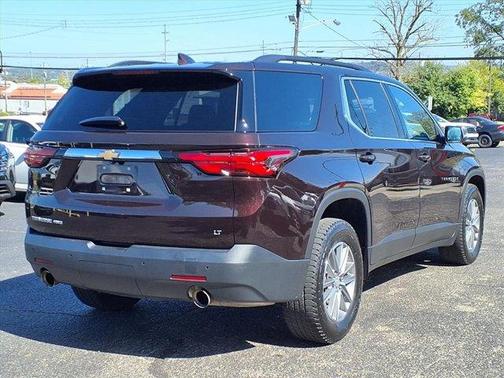 2022 Chevrolet Traverse LT Leather