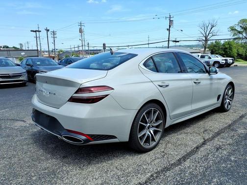 Gray 2025 Genesis G70 2.5T