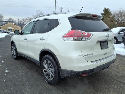 2015 Nissan Rogue SL