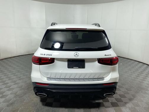 2021 Mercedes-Benz GLB 250 4MATIC