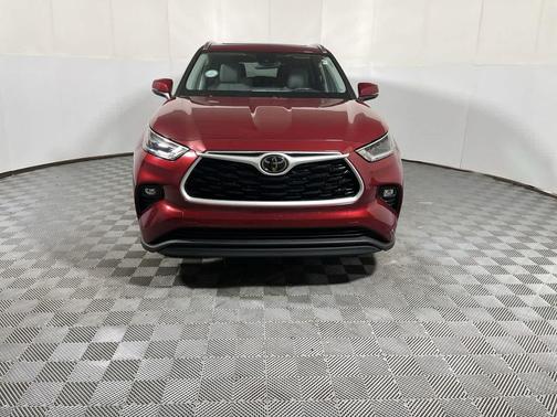 Ruby Flare Pearl 2021 Toyota Highlander XLE