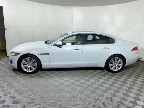 2017 Jaguar XF 35t Premium