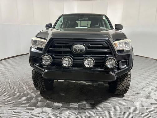 2018 Toyota Tacoma SR