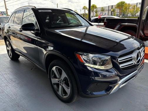 2019 Mercedes-Benz GLC 300 Base