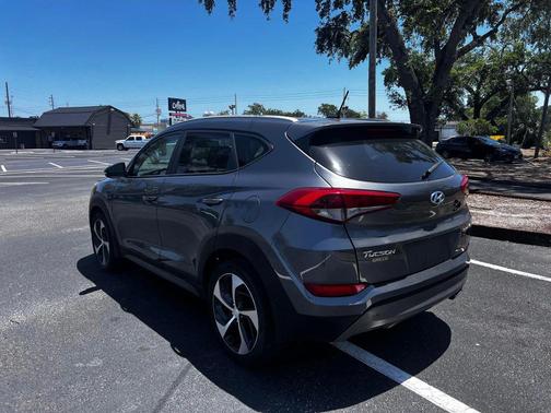 2016 Hyundai TUCSON Sport