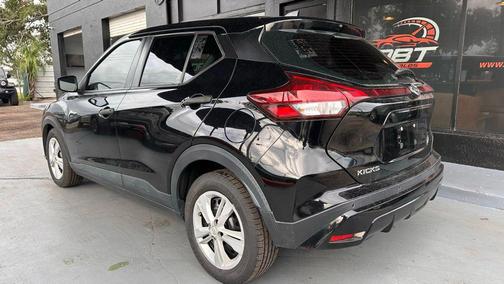 2021 Nissan Kicks S