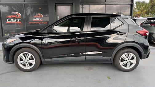 2021 Nissan Kicks S