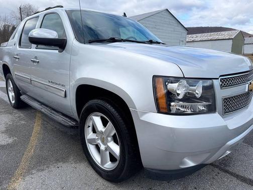 2013 Chevrolet Avalanche LT