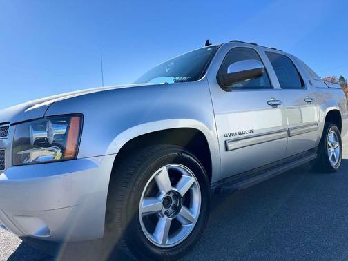 2013 Chevrolet Avalanche LT