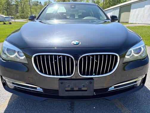 2015 BMW 750 Li