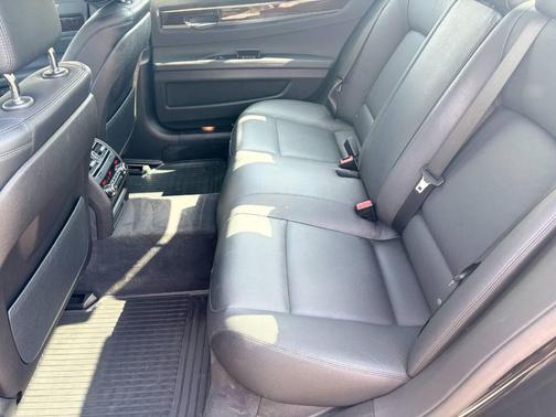 2015 BMW 750 Li