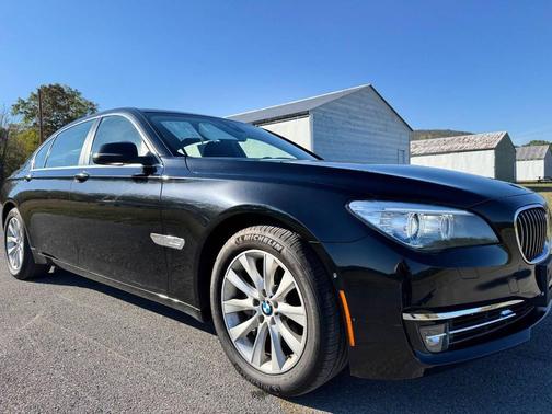 2015 BMW 740 Li