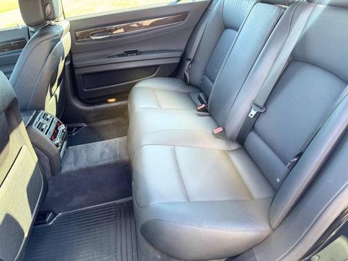 2015 BMW 740 Li