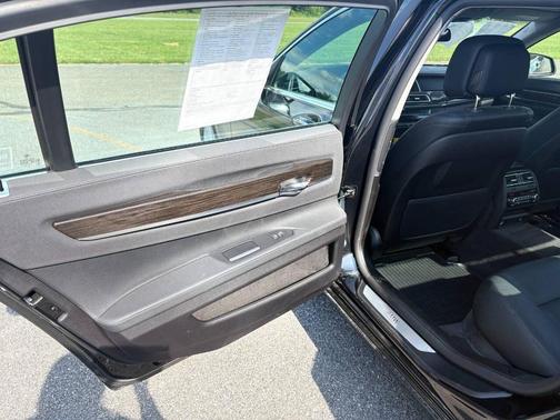 2015 BMW 750 Li