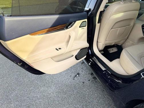 2014 Maserati Quattroporte GTS