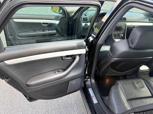 2007 Audi S4 Avant quattro AWD 4dr Wagon 6A